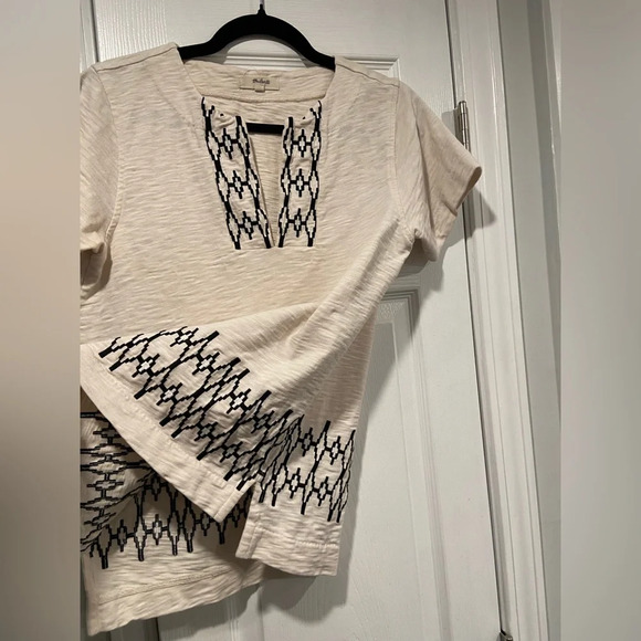 Madewell Cream Cotton Black Embroidered V Neck Short Sleeve Split Hem Top Size S - Picture 5 of 10